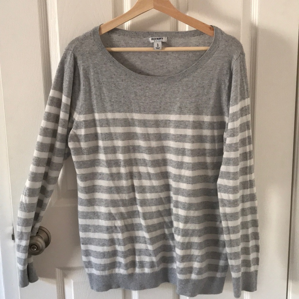 Old Navy White and Gray striped sweater: XL